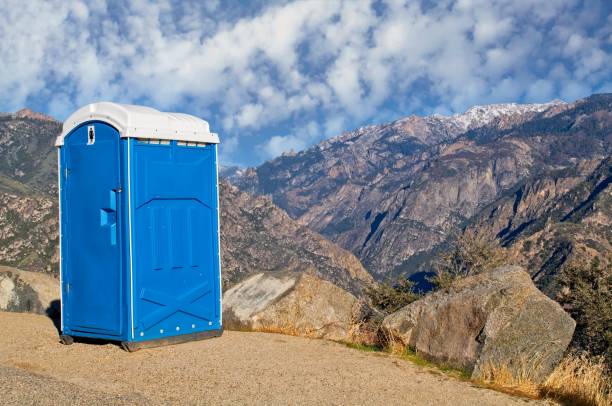 Portable Toilet Options We Offer in Country Lake Estates, NJ